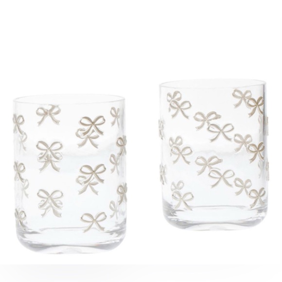 cupcakes & cashmere Other - Cupcakes & Cashmere Acrylic Cups – Set of 2 (Gold Bows)